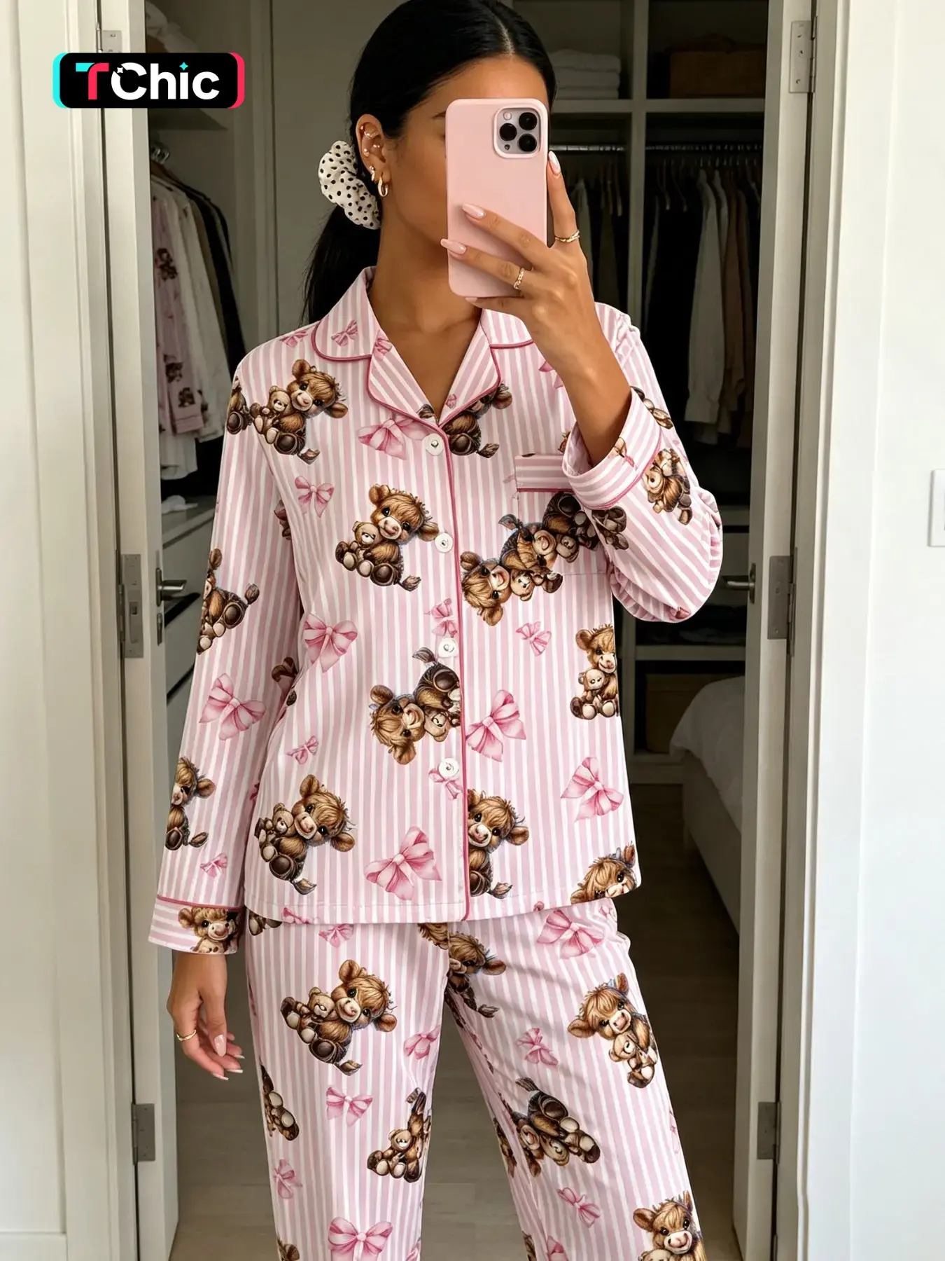 Women's Long Sleeve Pyjama Set, Striped Bow Highland Cow Print, Casual Comfortable, Soft Breathable, Fall Winter Wear