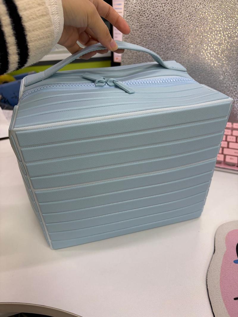 Waterproof Travel Toiletry Bag 2026 New Foldable Cosmetic Case Cosmetic Pouch Large Capacity Organizer with Compartments for Toiletries Skincare Products