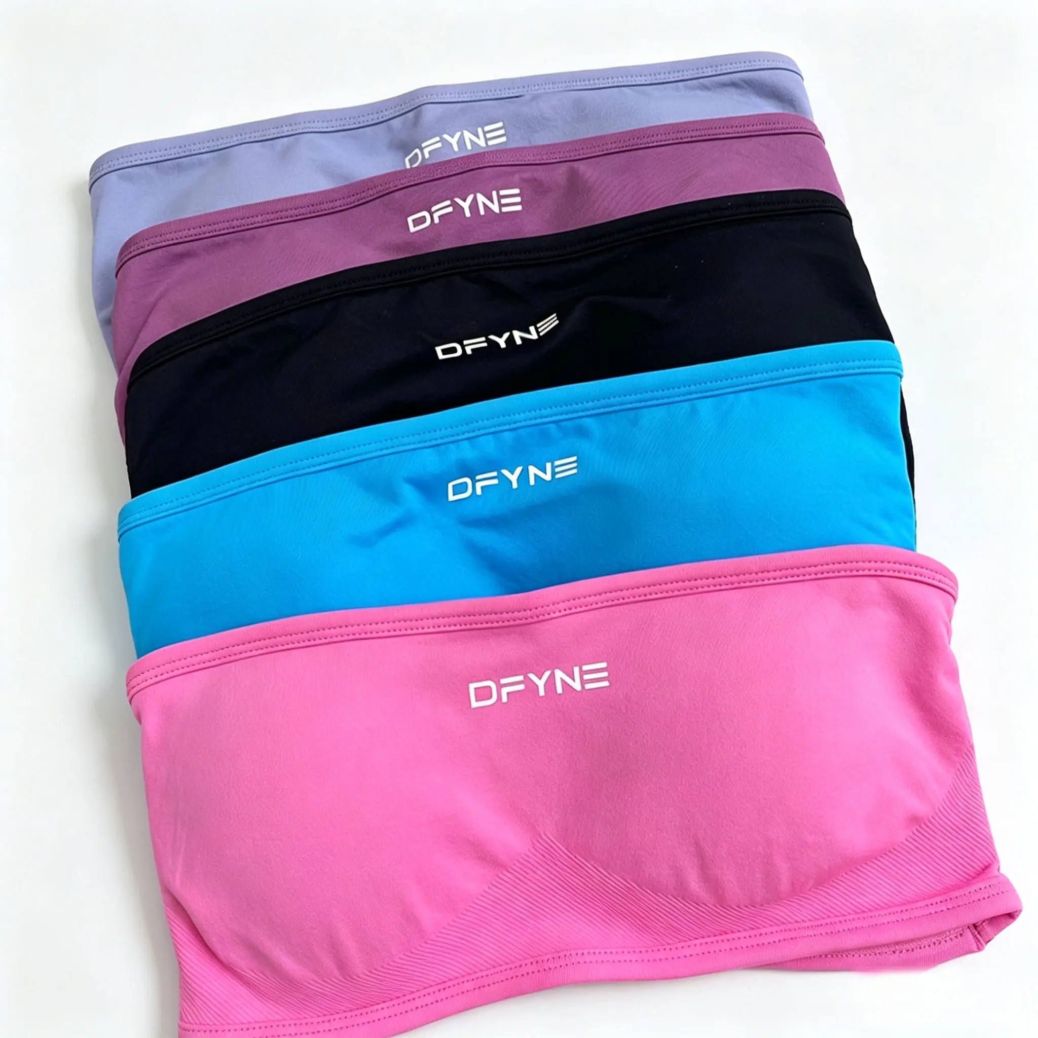 DFYNE Women’s Seamless Strapless Sports Bra - Anti-Slip Padded Bandeau Top for Gym, Yoga & Daily Wear