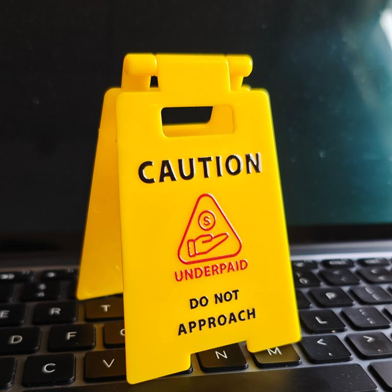 Caution Overstimulated Desk Sign -Yellow Signwith Black Text, Gift for CoworkersBoss & Employees, Mini Novelty FunnyDFunny Desk Sign, 3D Printed Warning Overstimulated Don't Approach, Mini Humorous Prank Gift for Colleagues Boss, Office Home Decor