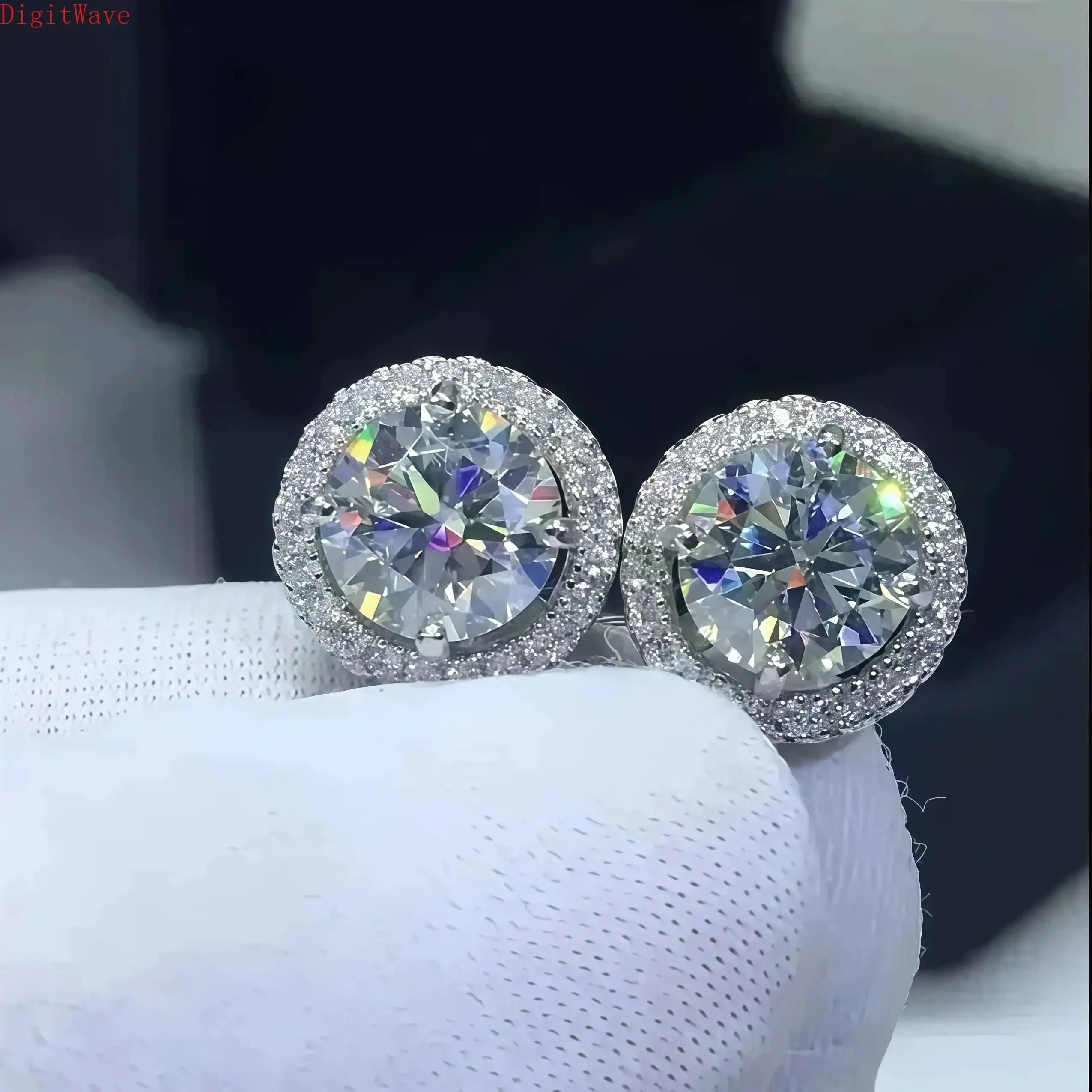 Diamond Stud Earrings, 0.3-1ct Round Cut Brilliant Heart & Arrow Zirconia, White Gold-Plated Copper Base, Unisex Minimalist Fashion Accessories, Earrings for Women, Ideal for Daily Wear & Holiday Gifting, Earring For Women