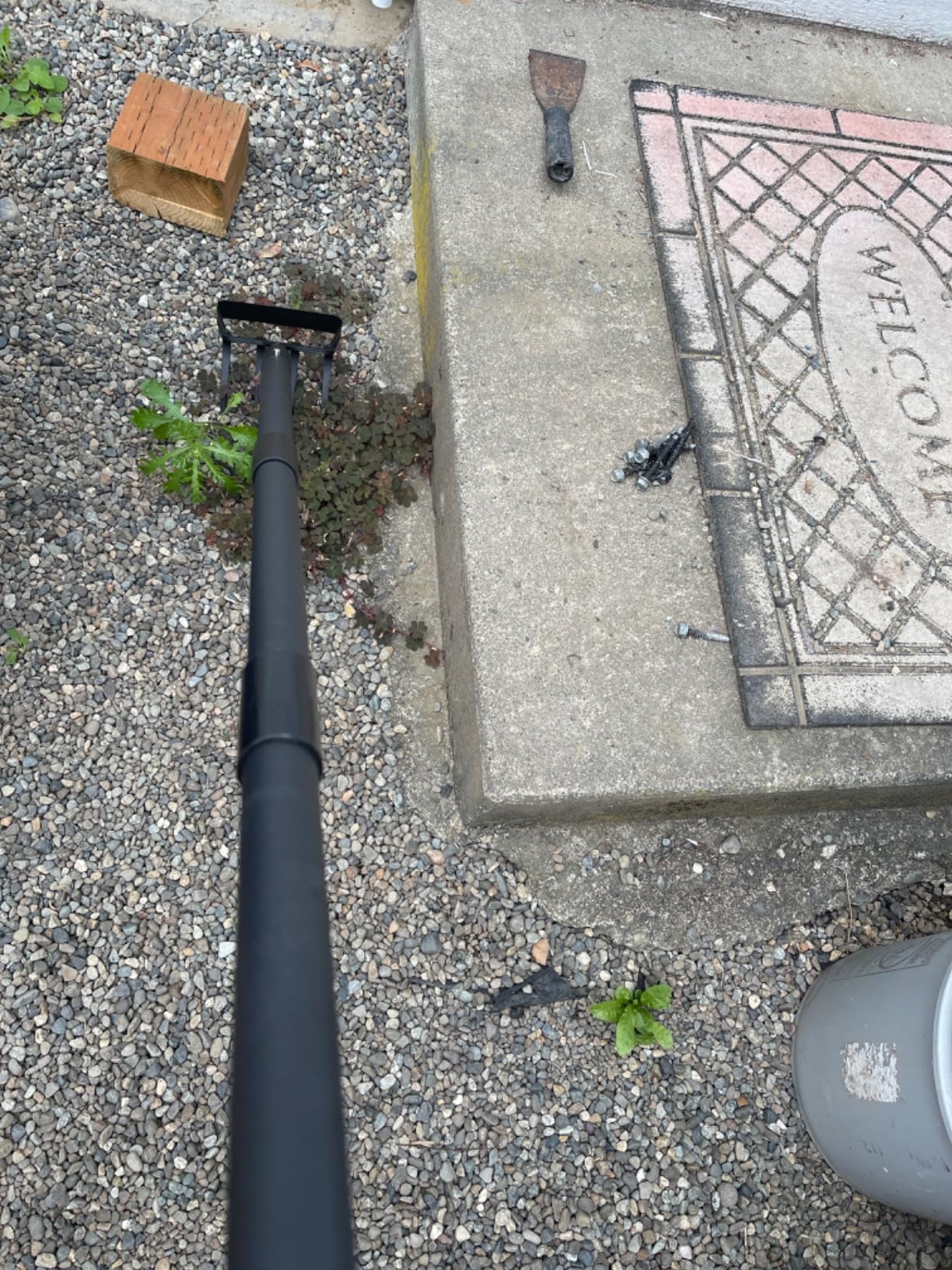 Garden Hoe  2-in-1, Cultivator Stirrup Hoe Garden Tool, Heavy Duty Hula Hoe with Adjustable Long Handle, Rake Gardening Tool for Loosening,Weeding