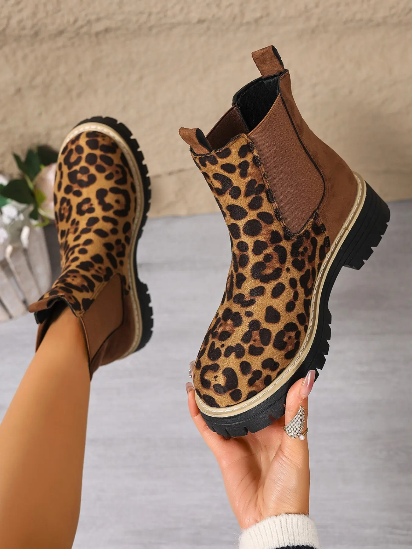 Women's Fashion Thick Sole Chelsea Ankle Boots, Side Elastic Band, Chunky Heel Anti-Slip Work Boots, Multi-Color, Vintage Versatile, Fall Winter