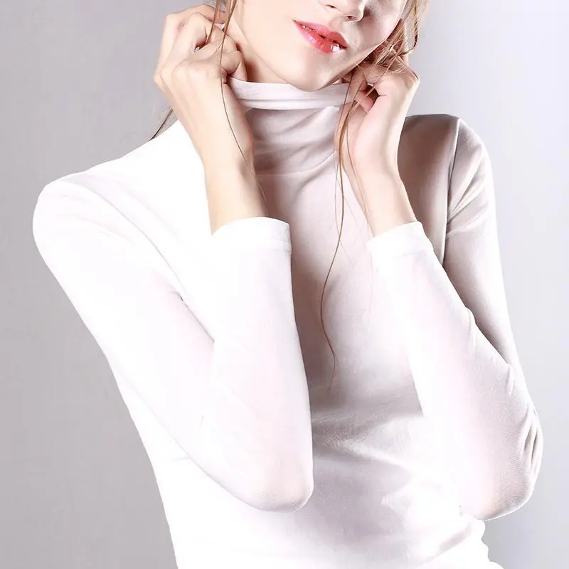 Women's mock neck slim fit top