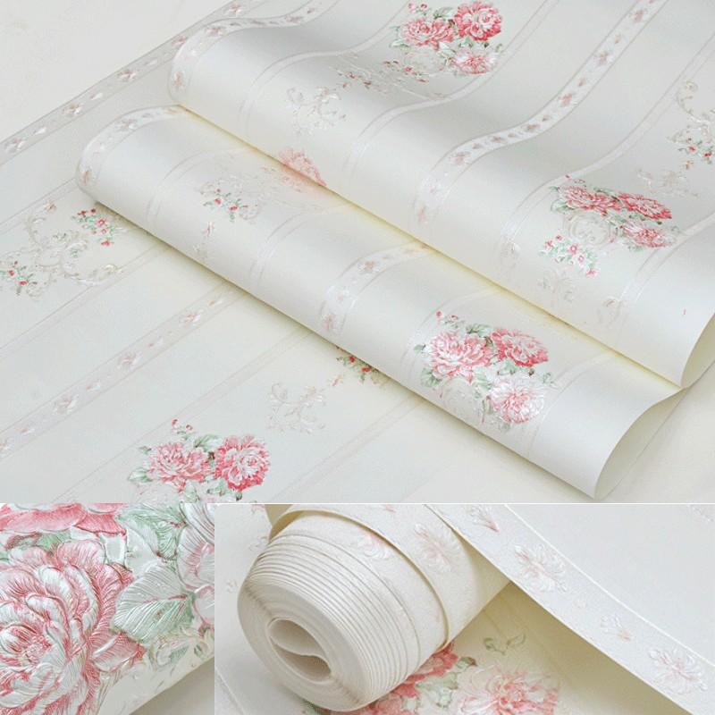 1 Roll Thick Embossed Non-Woven Peel and Stick Wallpaper Floral, European Vintage American Retro 3D Vertical Stripe Floral Wall Covering, Warm Insulation DIY Decor for Living Room Bedroom Accent Wall Gym, Interior Walls