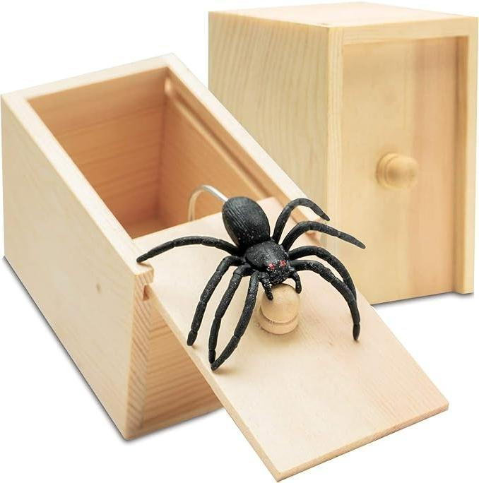 Original Spider Prank Box - Wooden Jump Scare Gag Gift for Adults, Valentine's day, April Fools & Halloween Pranks Kit, Funny Birthday Surprise Toy with Realistic Spider (Best Practical Joke for Men, Teens, Office),sohochic Original Spider Prank Box - Wooden Jump Scare Gag Gift for Adults, Valentine's day, April Fools & Halloween Pranks Kit, Funny Birthday Surprise Toy with Realistic Spider (Best Practical Joke for Men, Teens, Office),sohochic