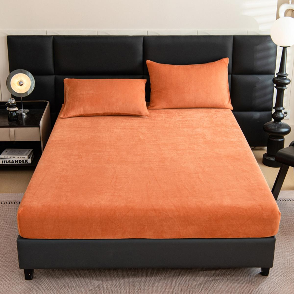 2/3-Piece Solid Color Fitted Sheet & Pillowcase Set, Bed Sheets Set – Includes 1 Deep Pocket Fitted Sheet + 2 Pillowcases, Soft Noiseless Breathable & Stain-Resistant, Machine Washable, Ideal for Bedroom, Guest Room, Dorm, Kids, Pets