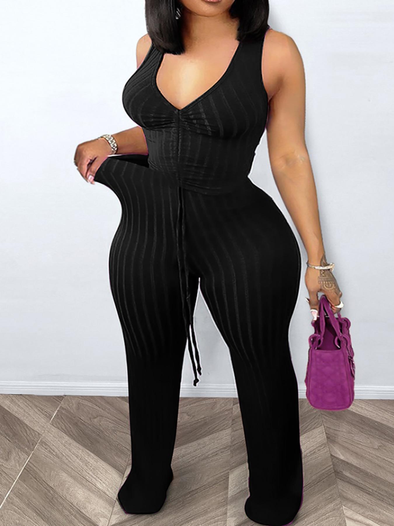 Sexy Plus Size Women's Two-Piece Set, Deep V Neck Backless Crop Top & High Waist Shorts, Casual Summer, Loose-Fitting Design