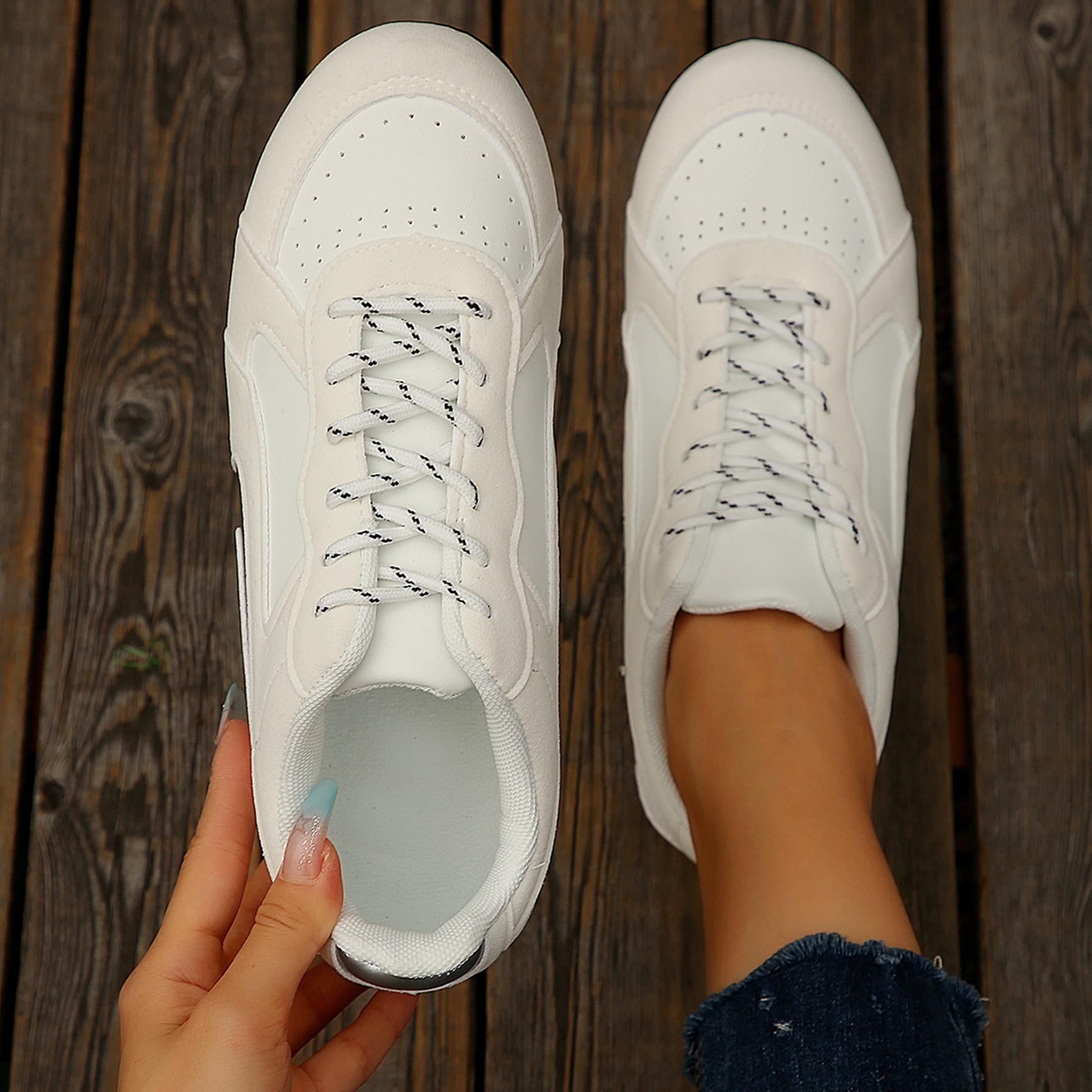 Fashion Sneakers for Women Lace up Comfortable Insole Non-Slip Womens Walking Casual Spring Shoes