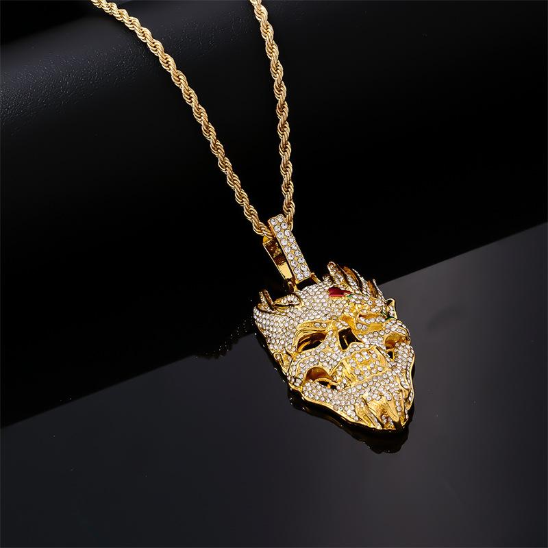 Halloween Skull Hip Hop Necklace Exaggerated Diamond Pendant Cuban Chain Trendy Personalized Accessory for Men Women Gothic Jewelry Gift