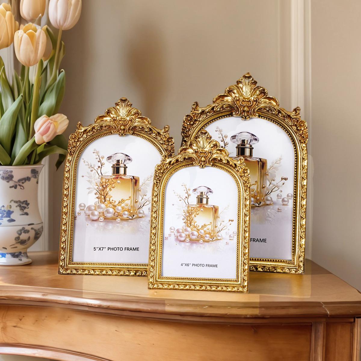 Elegant European Vintage Photo Frame, Detailed Frame, Versatile Horizontal & Vertical Use, Includes Random Inner Paper, Home Decor