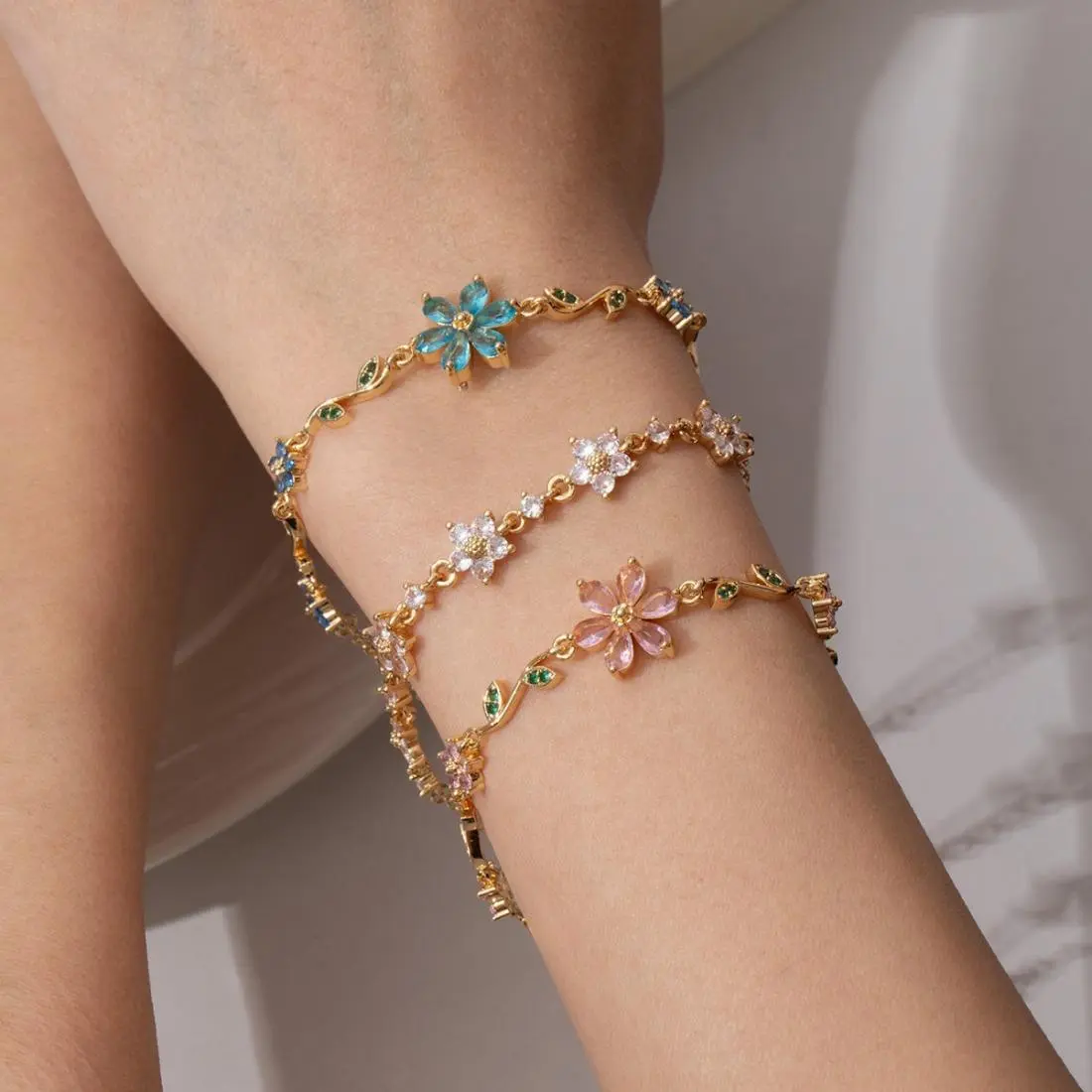 Dainty Flower Butterfly Bracelet for Women, Cute CZ Crystal Charm Jewelry, Vintage-Inspired Gold Tone Adjustable Bracelet, Delicate Floral Chain Bracelet for Everyday Outfits, Date Night, Weddings, Parties & Valentine's Day Gifts