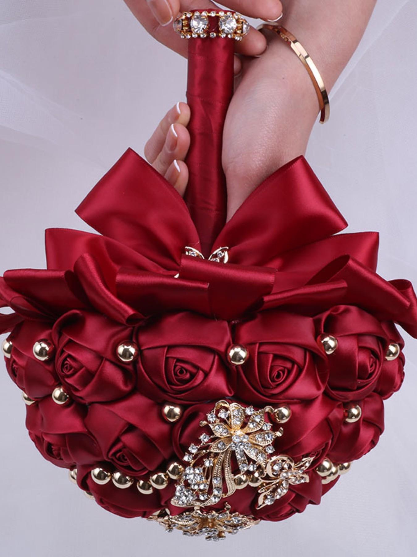 Handmade Ribbon Rose Bouquet, Artificial Roses, Faux Roses, Bride Bridesmaid Wedding Flower Bouquet, Rhinestone Alloy Decor, Valentine's Day Proposal Gift, Sweet 15 Quinceanera Bouquet Flowers