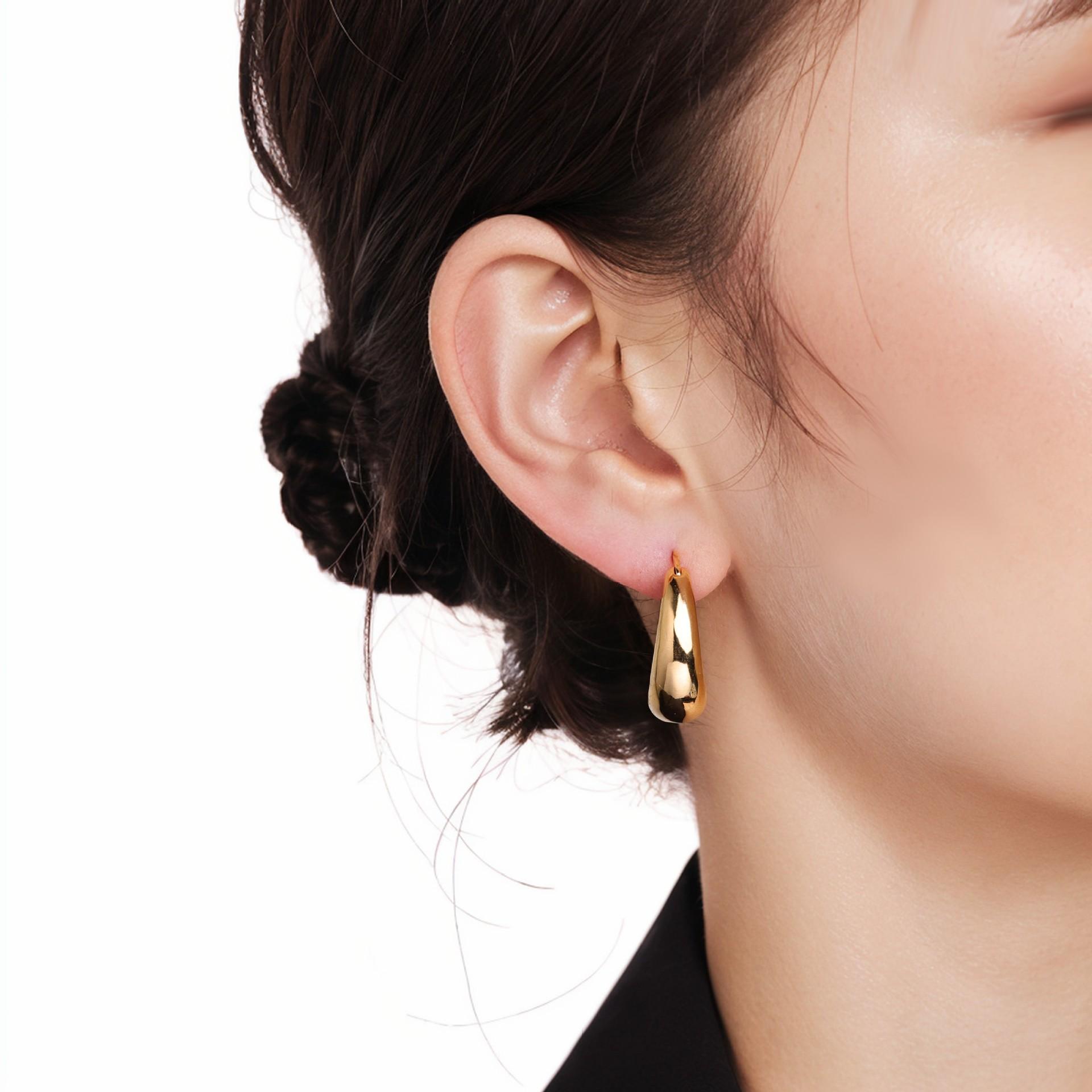 French Inspired Geometric Oval Plain Hoop Earrings Simple Elegant Ear Clips Basic Versatile Daily Wear & Holiday Gift for Women