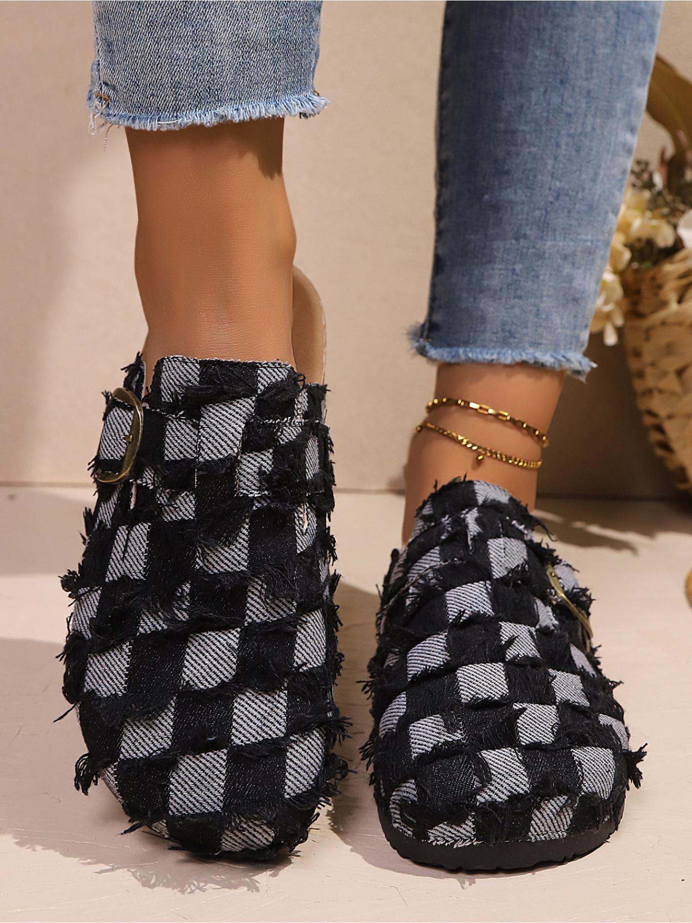 2026 New Women's Frayed Denim Checkered Mules, Vintage Distressed Plaid Closed Toe Clogs, Comfortable Slip On Slides for Summer OutdoorWomen's Black White Checkered Denim Mules, Frayed Distressed Plaid Buckle Strap Clogs, Casual Closed Toe Slides for All