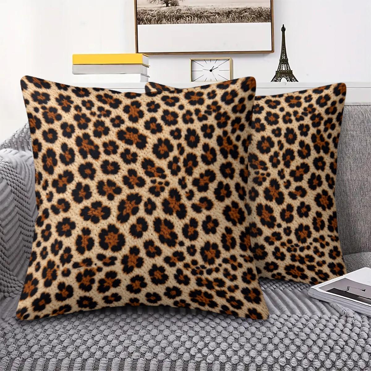 Classic Leopard Print Boho Chic Throw Pillow, Luxury Vintage Bohemian Decorative Pillow with Insert, All Season Lumbar Support Cushion for Sofa, Bay Window, Cafe, Perfect Housewarming Birthday Christmas Gift