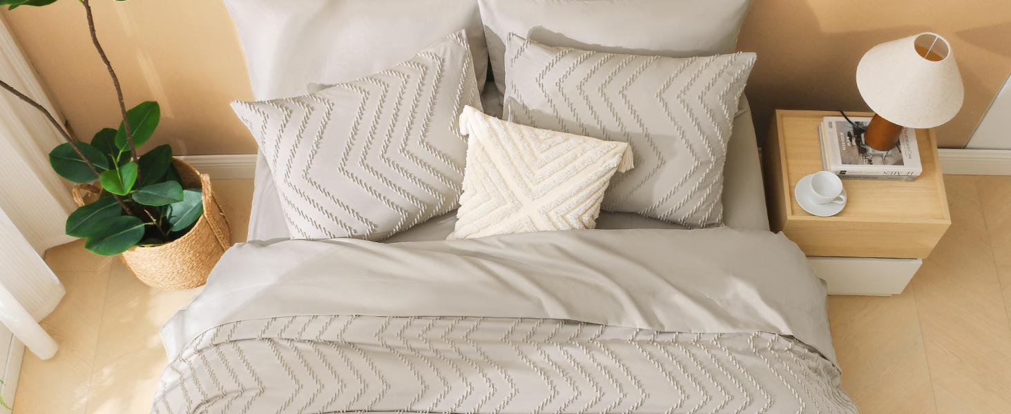 Litanika 7-Piece Bedding Set - Queen Chevron Tufted Comforter with Sheets | Beige Neutral Collection
