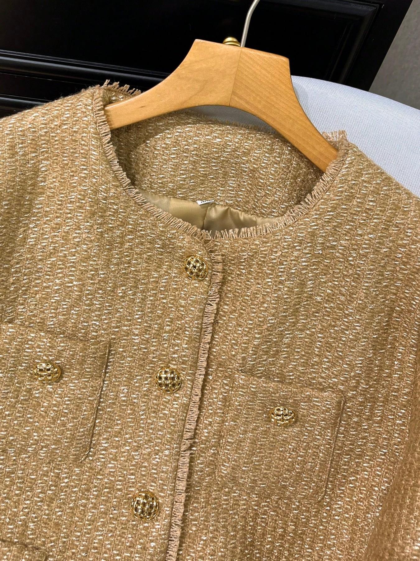 Women's Elegant Multi-Pocket Short Jacket, Fringe Edge & Metal Button Design, Perfect for Autumn Summer, Outerwear for Office, Parties & Daily Wear