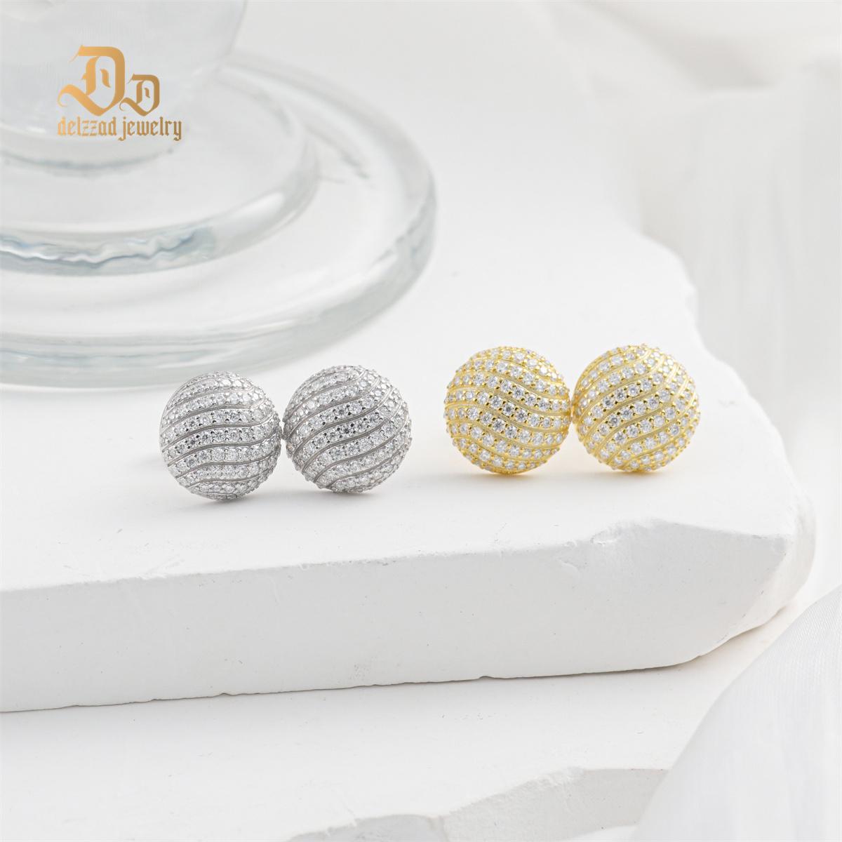Delzzad 18K Gold-Plated Ice Wave Studs Earrings VVS Synthetic Moissanite S925 Stud Unisex Earrings Jewelry Perfect Birthday Mother’s Day Christmas Gift for Men Women Silver Earrings Golden Earrings Wedding Set