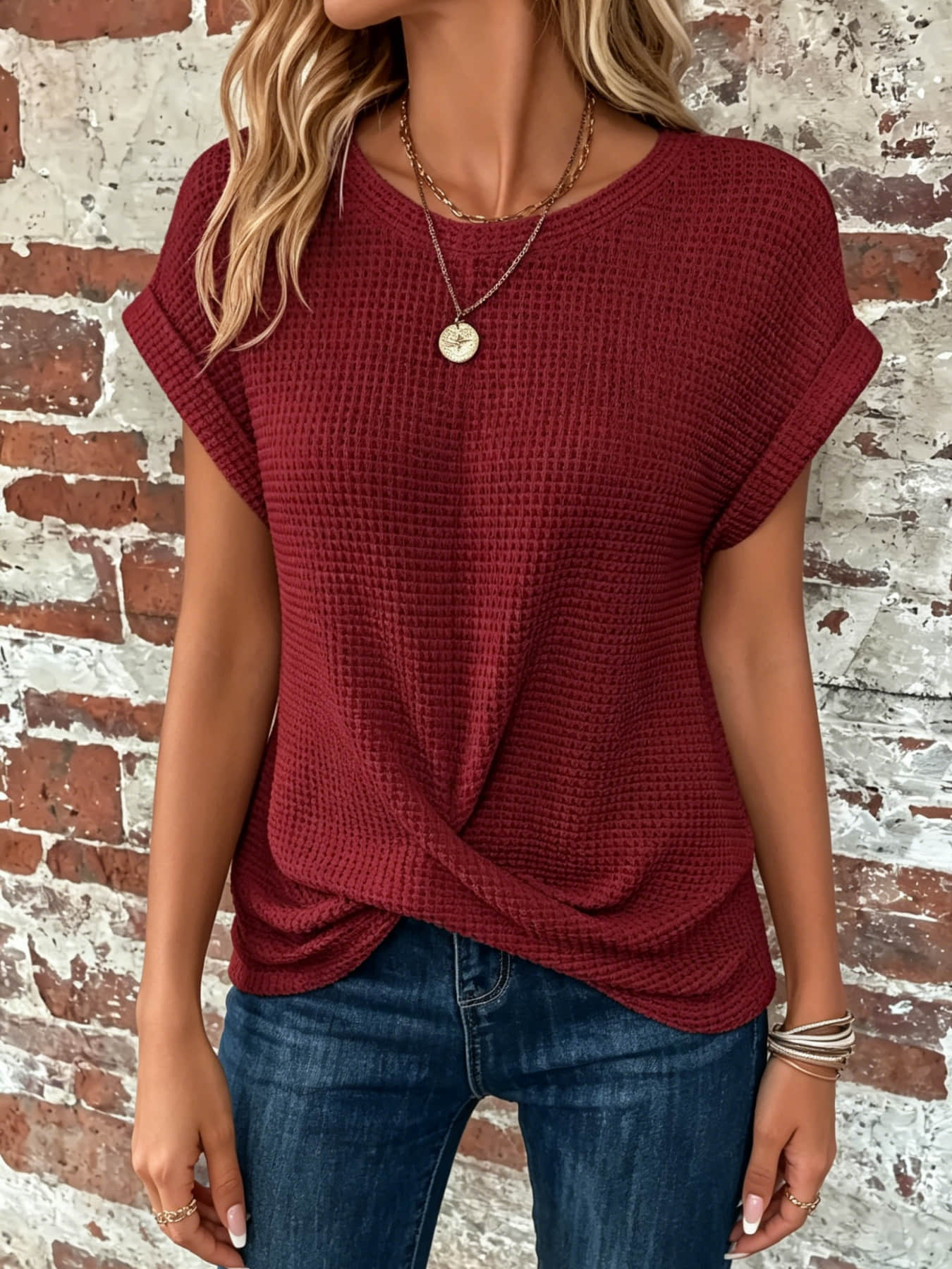 Women's Fashionable Casual Minimalist Loose Round Neck Short Sleeve Top, Rolled Sleeves & Twisted Design, Summer Top, Suitable for Commuting, Camping, Travel & Daily Wear