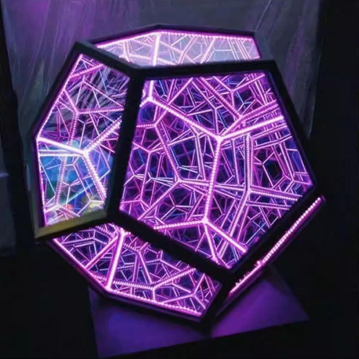 Twelve-Faced Game Lamp, Infinite Twelve-Faced Colorful LED Light, USB Powered Decorative Nightlight, Multi-Color LED for Bedroom Living Room Desk Decoration, Acrylic Led Light