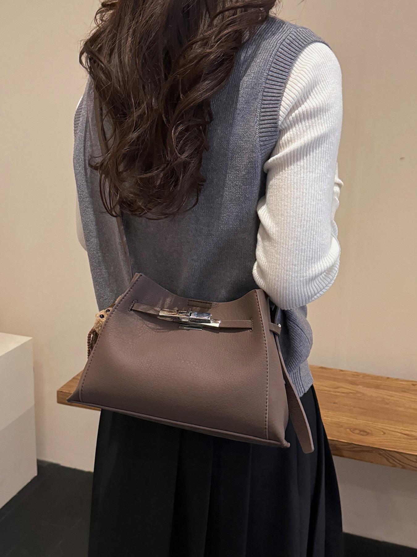 2026 New Fashion Versatile Casual Shoulder Bag, Large Capacity Handbag, Underarm Crossbody Bag, Kelly Bag, Stylish and Practical, PU Tote Satchel