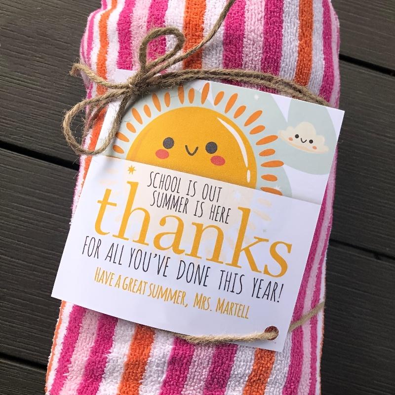 10 Teacher Appreciation Gift Tags, School Break Summer Theme, Beach Towel Labels, End of Semester, Teachers' Day Gifts