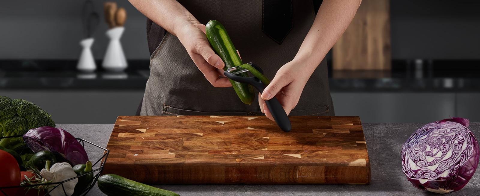 D.Perlla Knife Set Ceramic 16 Pieces White Kitchen Knife Set with Acrylic Stand, High Carbon Stainless Steel, Non Stick Coated Knife Block Set, No Rust, Non Slip Handle, Sharp Knife D.Perlla Knife Set Ceramic 16 Pieces White Kitchen Knife Set with Acrylic Stand, High Carbon Stainless Steel, Non Stick Coated Knife Block Set, No Rust, Non Slip Handle, Sharp Knife