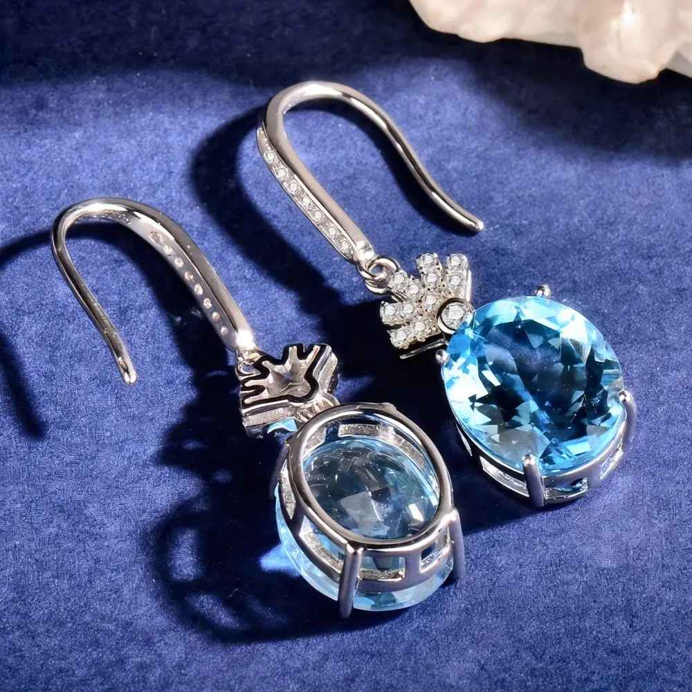 "925 925 Silvery Natural Topaz Earrings for - Elegant, Fashionable, Luxurious, and Sophisticated. Perfect for Valentine's Day, Mother's Day, Birthdays, Christmas, and Thanksgiving as a Gift for Your Beloved."