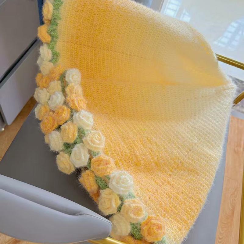Hand Woven Knitted Tapestry Girls Women Crochet Rose Blanket Flower Bouquet Blanket New Year Birthday Valentine's Day Gifts
