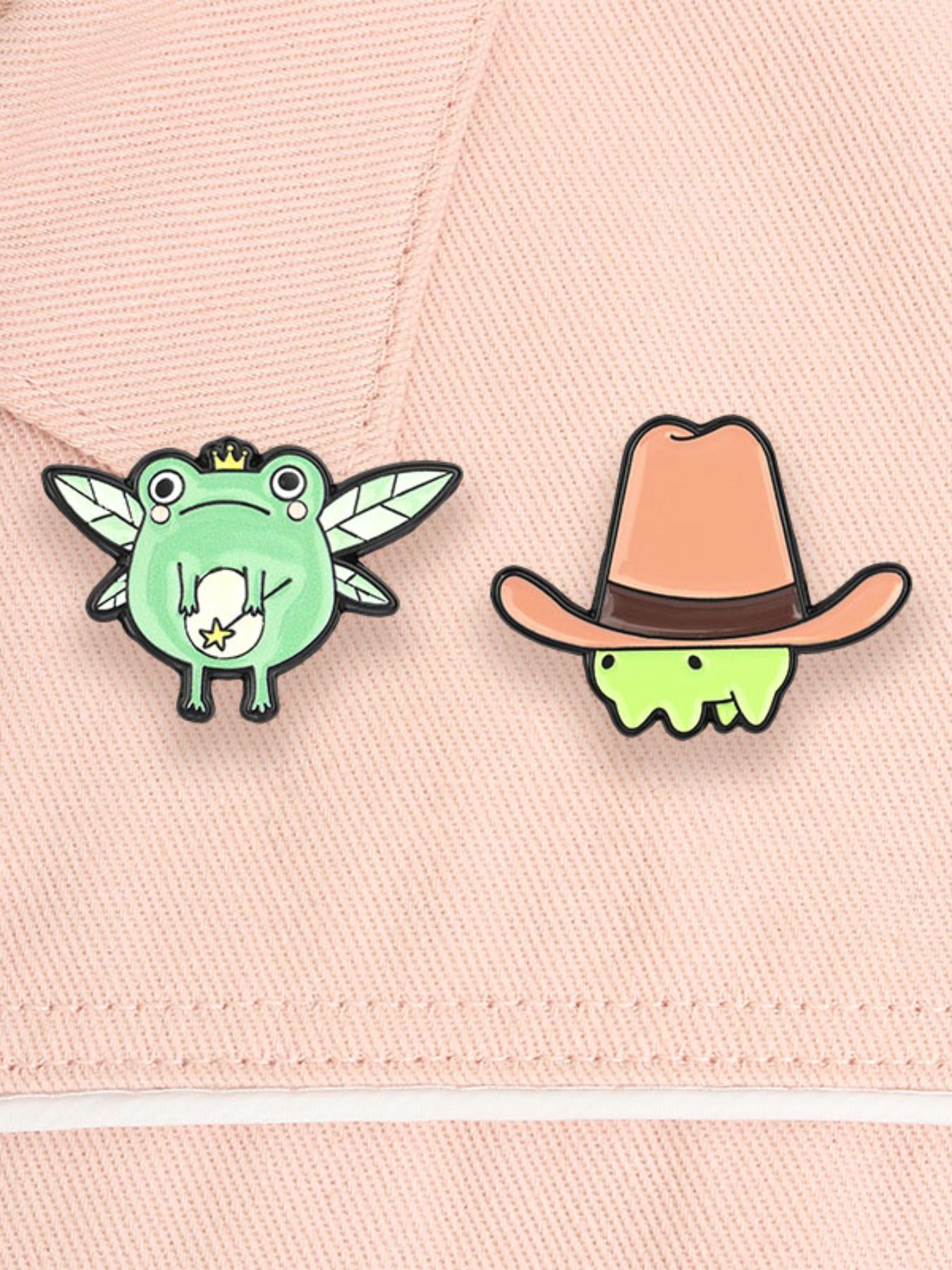 2PCS Cartoon Cute Frog Cartoon Alloy Pin , Frog Fairy Wearing Crown Dragonfly Wings Holding Magic Wand & Cowboy Frog Brooch , for Animal Lovers Backpack Jacket Clothing Badge  Decoration Gift, Fashion Lapel Pin