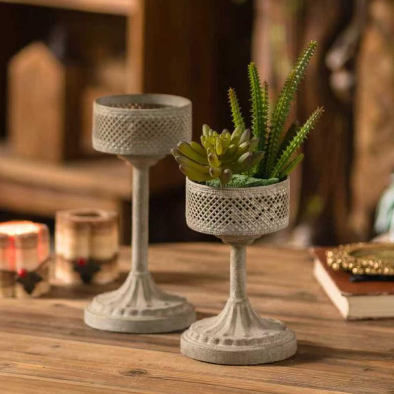 Vintage Distressed Candle Holder, American Industrial-Style Romantic Dinner Decor, Creative Decoration Item, Perfect for Candlelight Dinners