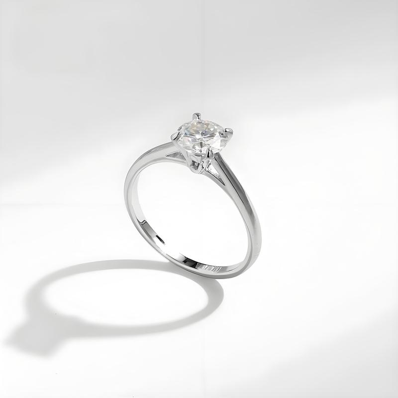 Delzzad S925 1-2ct Round VVS Synthetic Moissanite Solitaire Four-Prong Ring Band Engagement Wedding Ring Daily Costume Jewelry Accessories Anniversary Valentine's Day Gifts for Her Women Girls