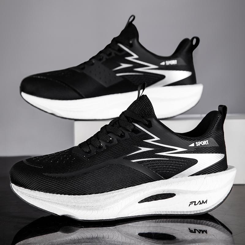 Stylish couple sports shoes for both men and women, featuring anti-slip and durable design with height-boosting and figure-slimming effects, ideal for outdoor running and gym workouts and perfect as a thoughtful Valentine's Day present