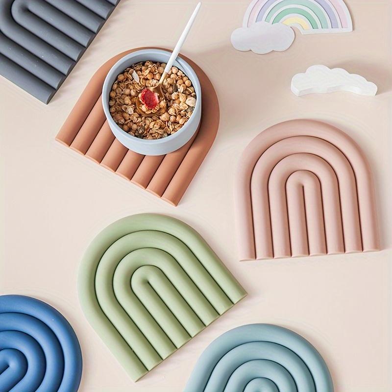 6pcs/set Irregular Coaster Nordic Rainbow Insulated Mat Kitchen Waterproof Drain Pad, Heat Resistant Silicone Trivets for Pots and Pans, Square Silicone Hot Pads, Countertop Protector, Tabletop Protection, Home Kitchen Dining Table Decor