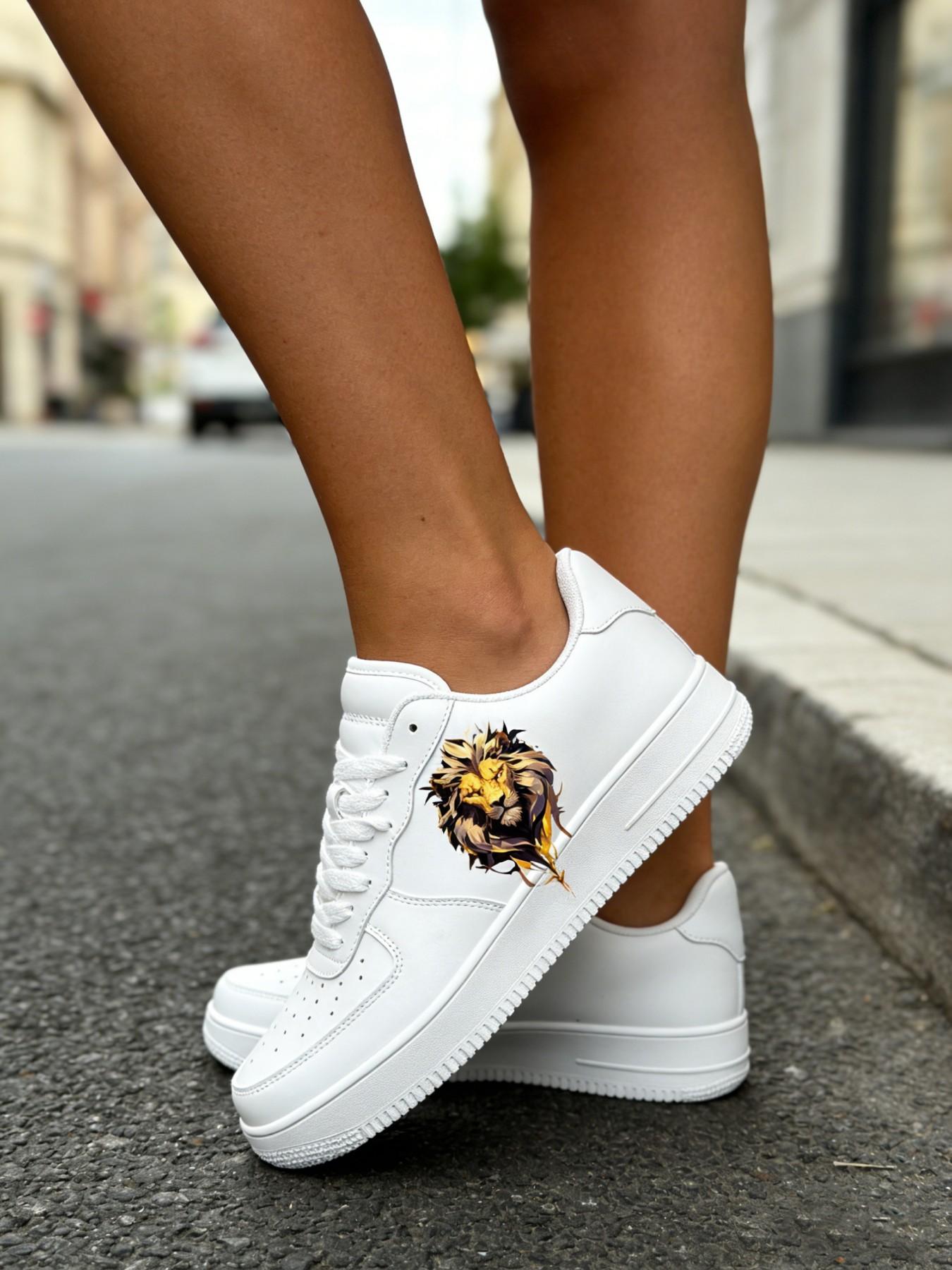 Custom A18 Trendy Sneakers, Unisex Korean Style Fashion Board Shoes, Comfortable and Stylish Footwear for Men and Women