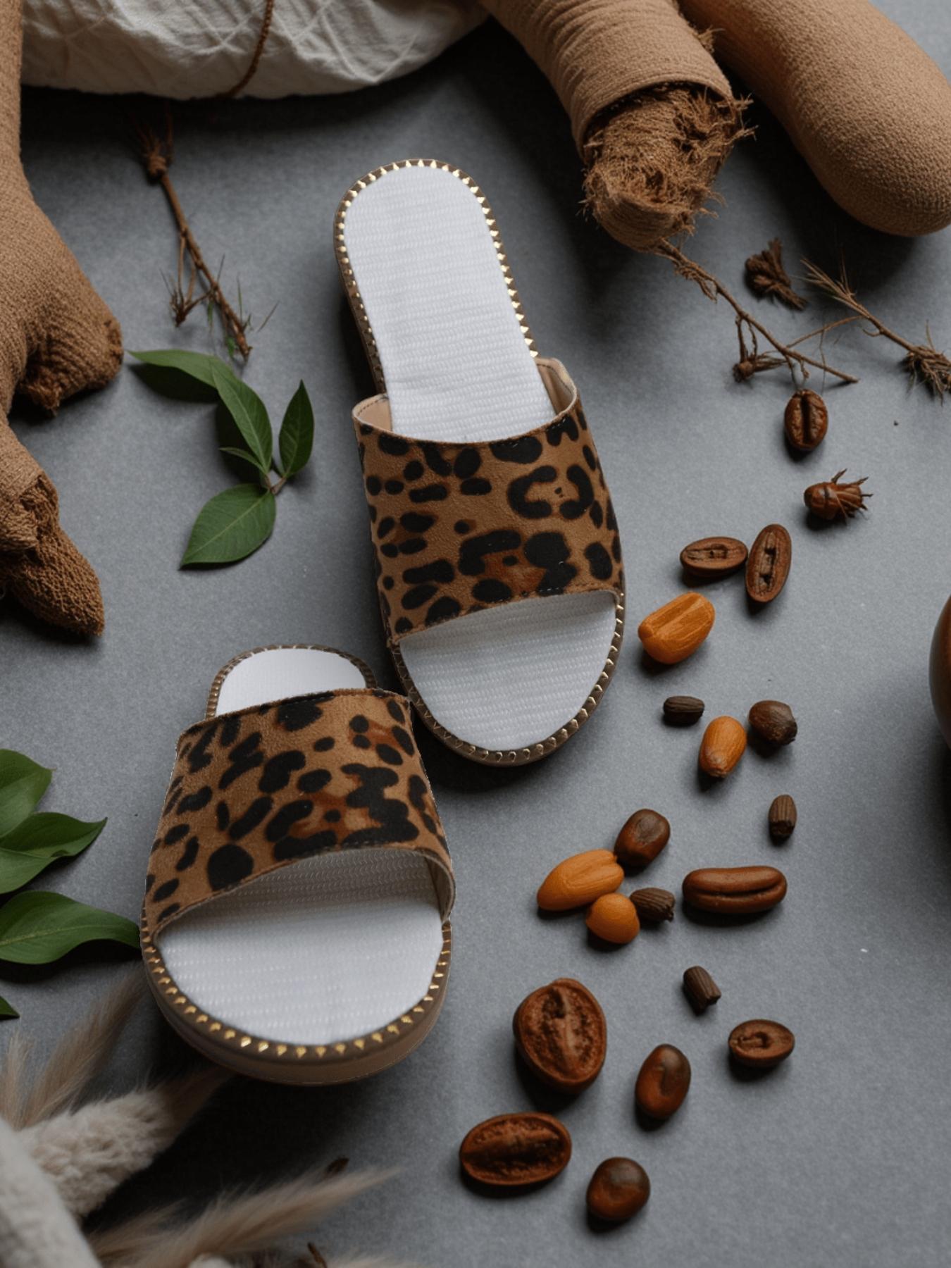 Women's Casual Plus Size Flat Sandals, New 2026 European Style Toe Cover, Fashion Leopard Print Anti-Slip Fish Mouth Slippers, Comfortable Lightweight Home & Outdoor Shoes