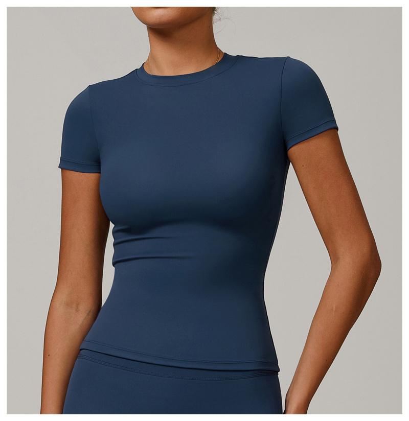 Solid color sports T-shirt, round neck, slim fit, stretchy fabric, suitable for yoga and gym workouts, women's sportswear, sporty style clothing, fitness shirt, workout top, loose-fitting gym shirt