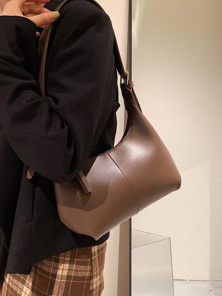 National Day Offers Women's Simple Style Solid Color Hobo Bag, Fashionable Belted Design Shoulder Hobo Bag, Casual Trendy Shoulder Bag for Daily Use, Hobo Crossbody Bags National Day Offers Women's Simple Style Solid Color Hobo Bag, Fashionable Belted Design Shoulder Hobo Bag, Casual Trendy Shoulder Bag for Daily Use, Hobo Crossbody Bags