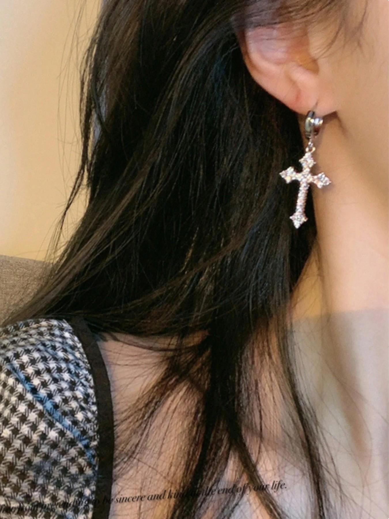 Elegant Rhinestone Cross Pendant Earrings, Unique Women's Party Jewelry, Perfect for Evening Events, Stylish and Eye-Catching Design