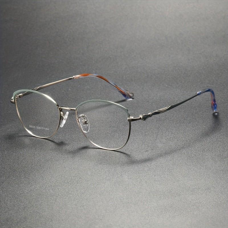 New Cat-eye Style Minimalist Design High-quality Women's Eyeglass Frames, Featuring an Ultra-lightweight Titanium Frame for Comfortable Wear. Elegant and Stylish Both Office Casual Outfits, Available in Color Options