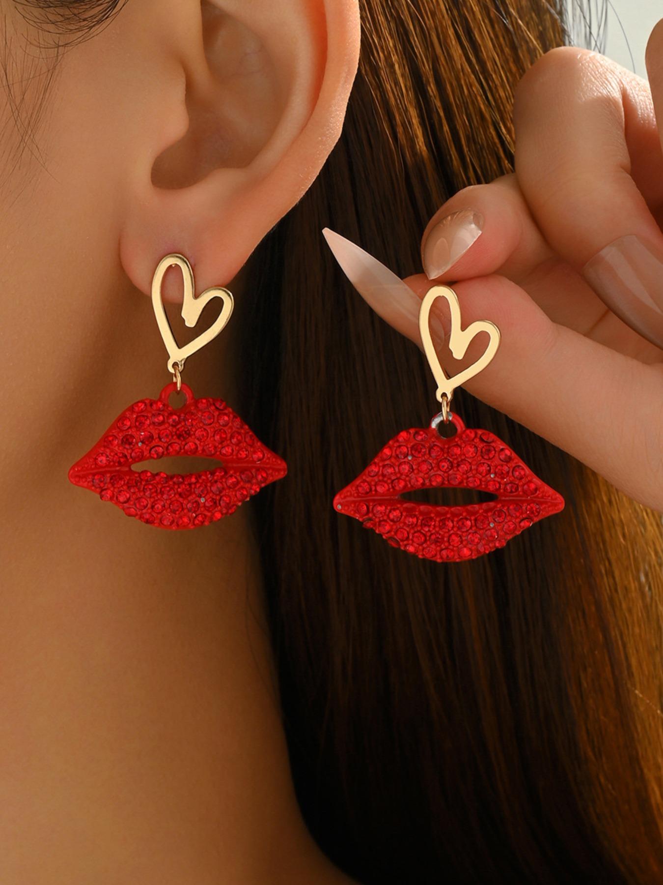New Women's Jewelry, Unique Rhinestone Heart Design Lip Earrings, Versatile High-End Ear Accessories, Fashionable and Stylish