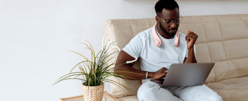 Bladeless Neck Fan, Portable Cooling Personal Fan, USB Wearable Neck Fan Rechargeable, 3-Speed Adjustable, Faster Cooling, Ultra-quiet, Suitable For Home, Suitable For Indoor And Outdoor Use， Birthday Gifts for Men Women, Fan Multifunction Air Circulation