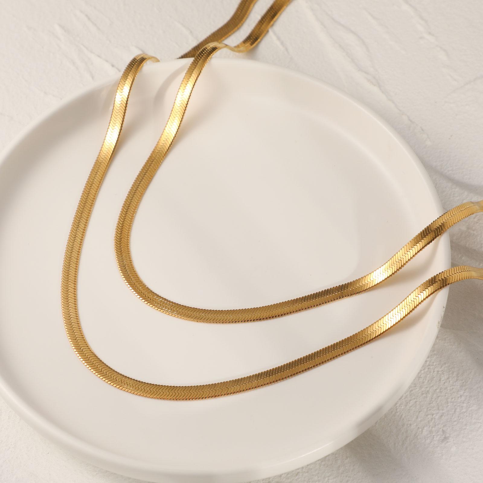 Tasiso 14K Gold Plated Snake Chain Necklace Cuban Chain Necklace for Women Fashion Jewelry for Women Girls Gift Tasiso 14K Gold Plated Snake Chain Necklace Cuban Chain Necklace for Women Fashion Jewelry for Women Girls Gift