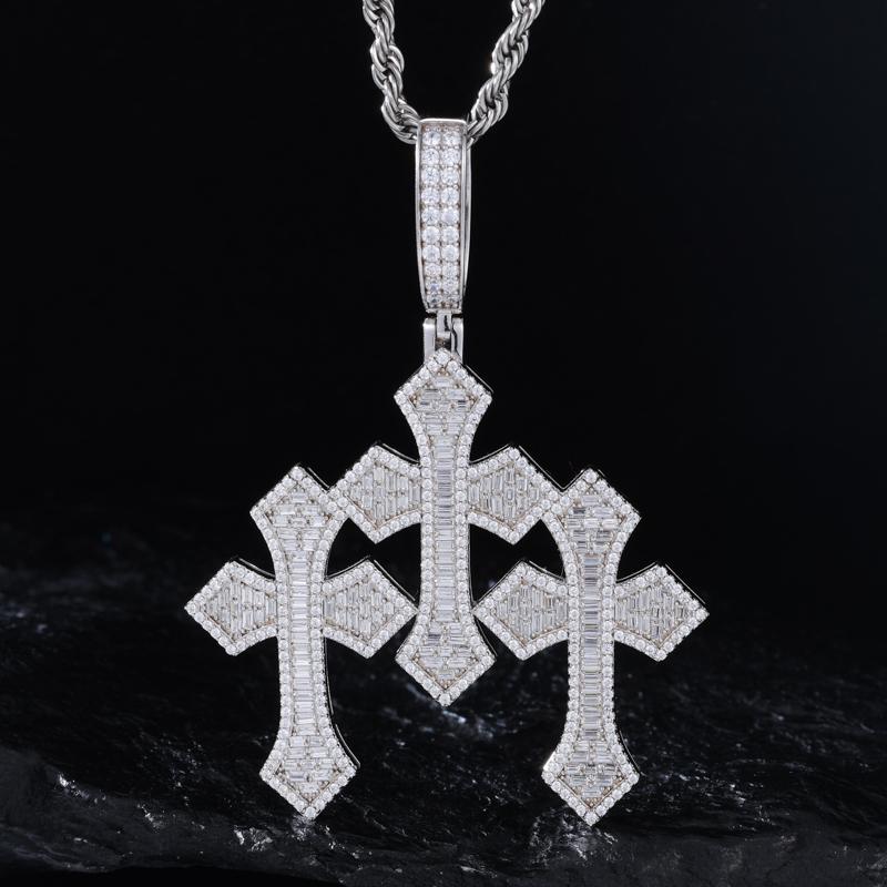 【P632】Triple Cross Pendant S925 Sterling Silver Synthetic Moissanite Pendant Necklace Cross Pendant Fashion Suitable for Men and Women Hip Hop Rap Jewelry Halloween