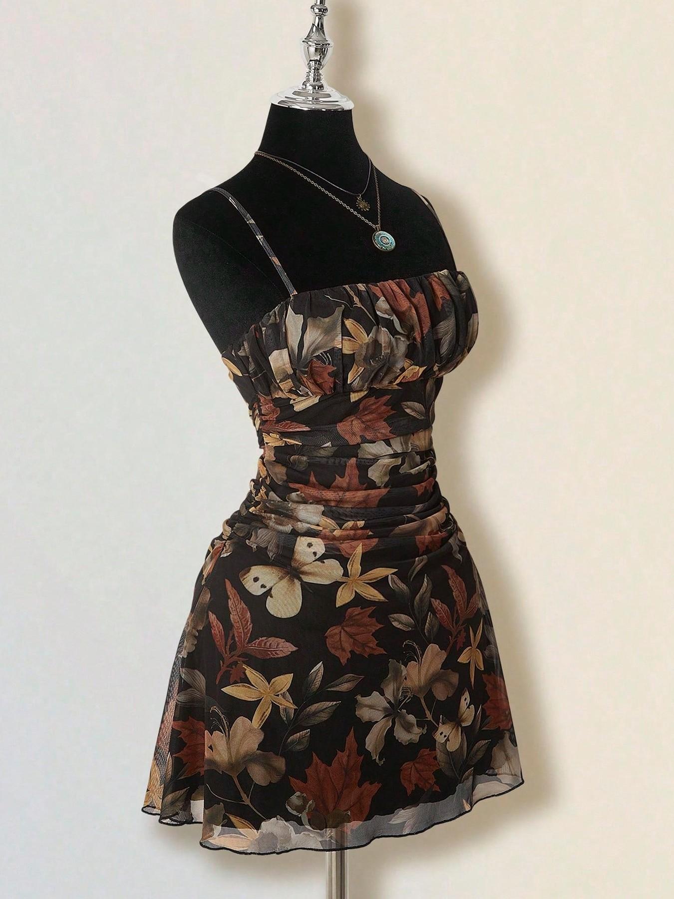 1 Piece Autumn Leaf Waist-Cinched Dress | Euro-American Casual Vibe | Spaghetti Strap Design + Breathable Fabric | Comfortable Pick for Autumn Day Trips / Casual Social Gatherings