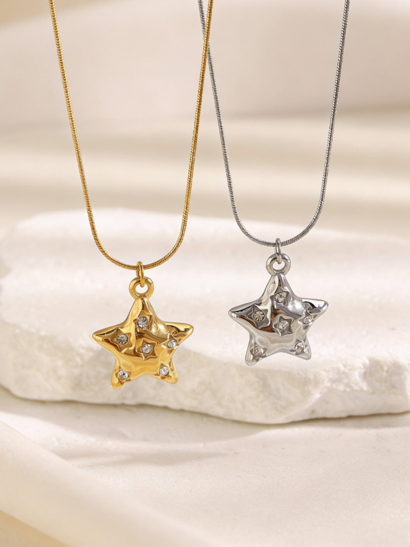 Fashionable and Trendy Star Pendant, Snake Bone Chain Necklace, Women's Necklace, Simple and Casual, Versatile, Daily Party Necklace