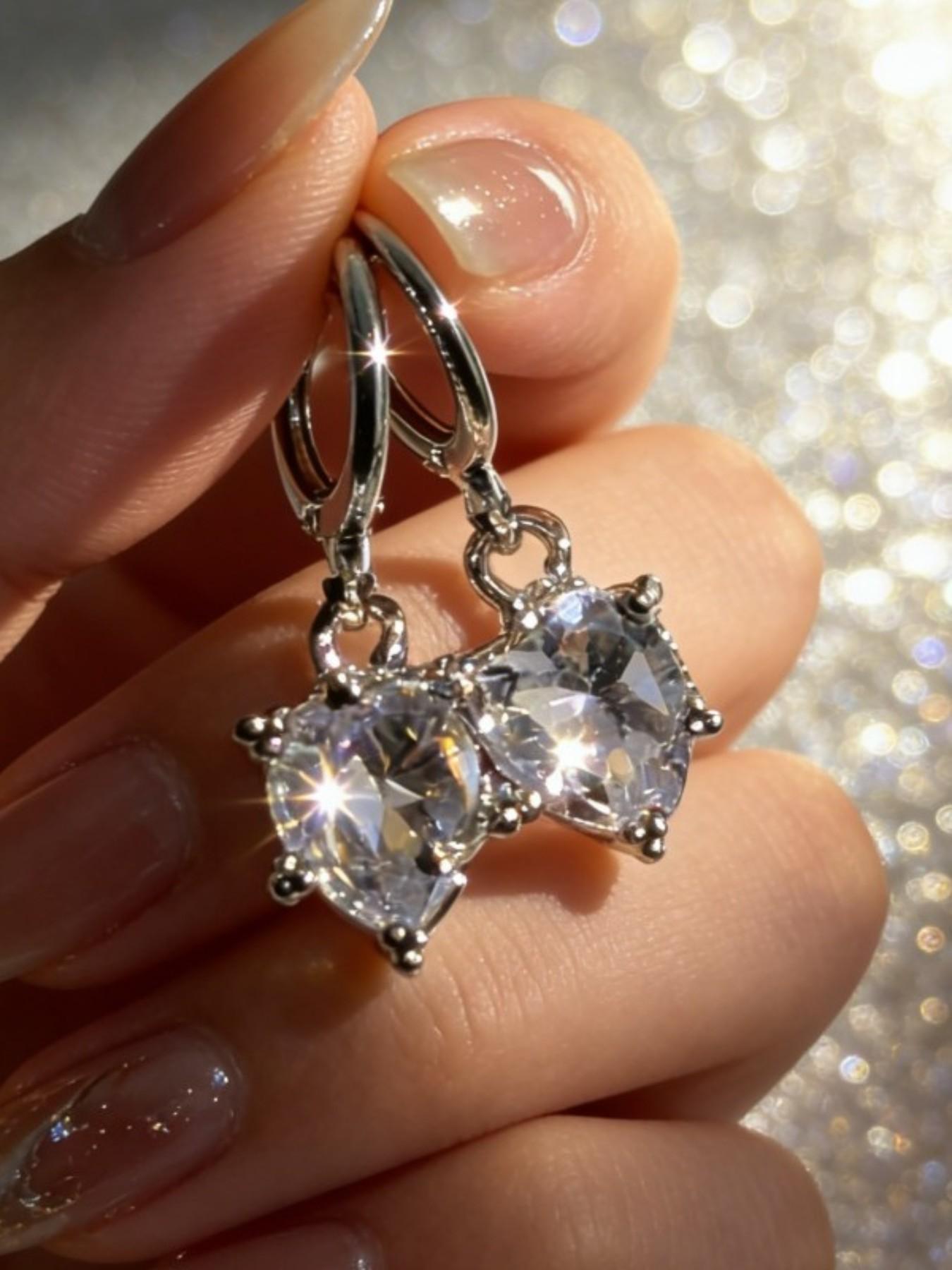 1 pair of sparkling cherry earrings, a fashionable and elegant versatile accessory, perfect for ladies' party wear