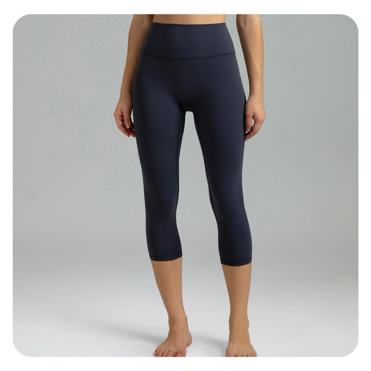 Colorfulkoala Women's No Front Seam Yoga Capri 21" Dreamlux High-Waisted Tummy Control Workout Leggings with Hidden Pocket Petite Length