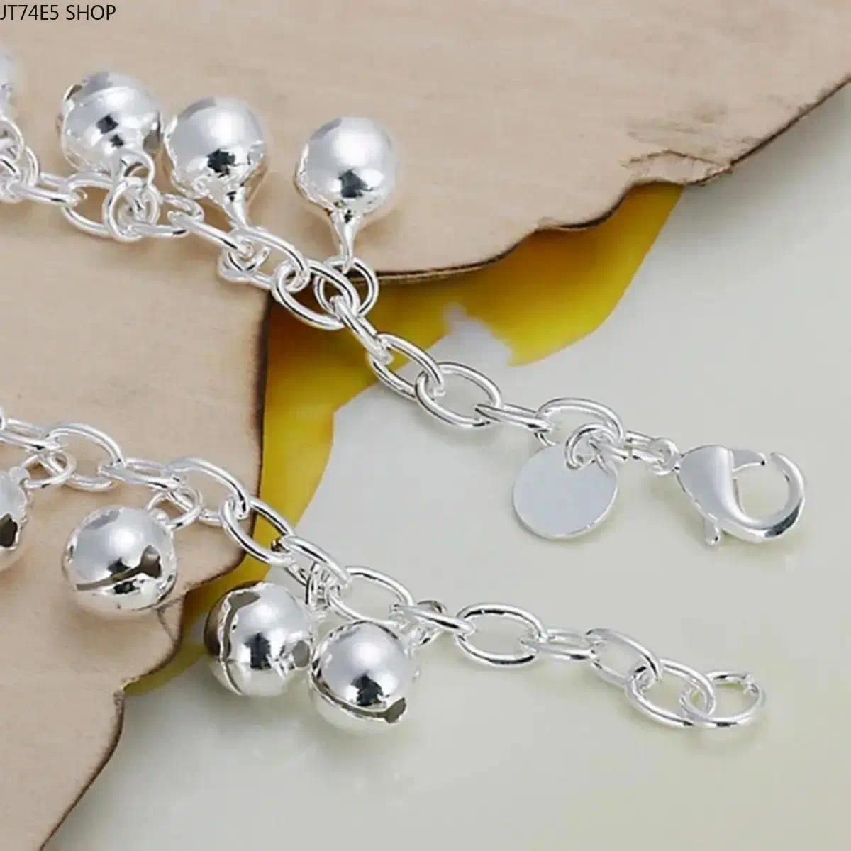 Women's 925 Sterling Silver Charms Bracelet - Exquisite Wrist Chain with Streamlined Jewelry Bracelet Design, Fine Workmanship, Skin-Friendly Premium Fashion Jewelry for Wedding, Party, Daily Wear, Long-Lasting Metallic Luster